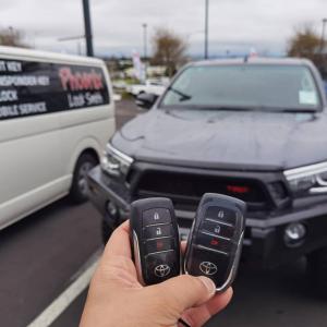 2020 TOYOTA HILUX SMART KEY